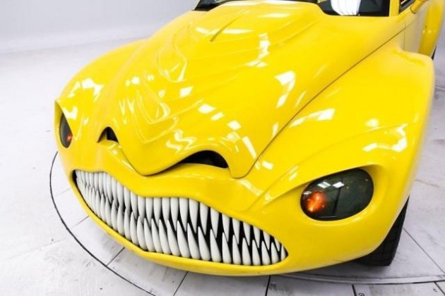 Seller Turns Chevy SSR into Chevy dinoSSauR