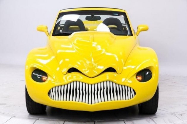 Seller Turns Chevy SSR into Chevy dinoSSauR