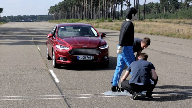 Ford Pre-Collision Assist 