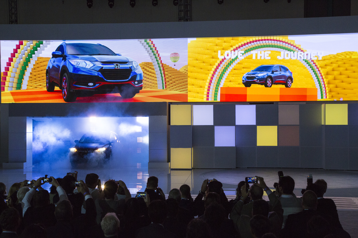 2016-honda-hr-v-debuts-at-la-auto-show-the-news-wheel