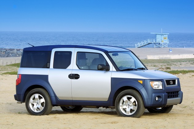 The 2003 Honda Element, one of the vehicles affected in the Honda airbag recall