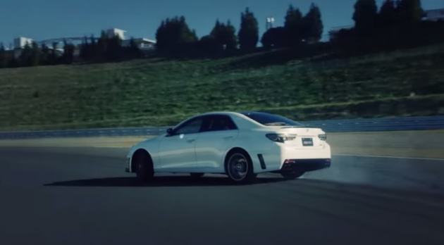 2015 Toyota Mark X GRMN drift video