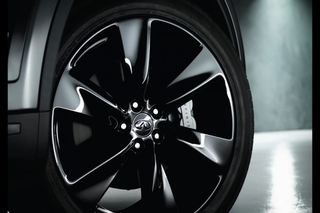 QX70S 21-inch wheels