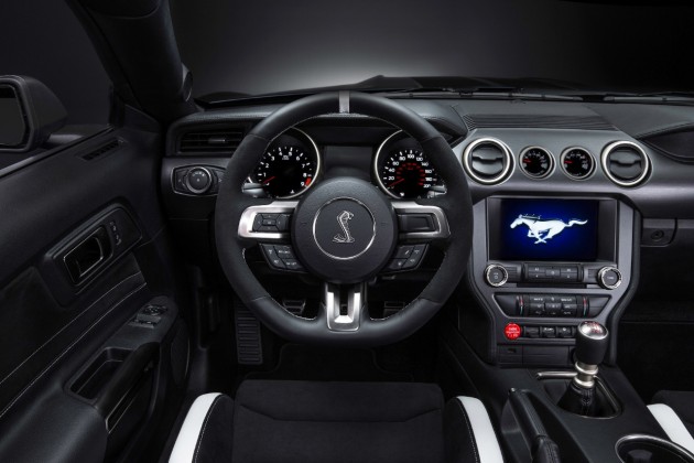 Shelby GT350R Mustang Interior