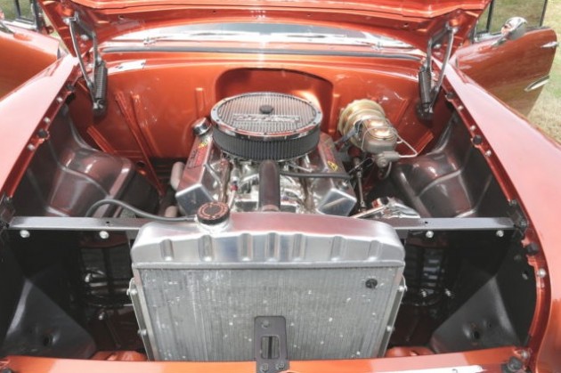 The 1955 Chevy Bel Air's 500-hp 434 small block V8 engine