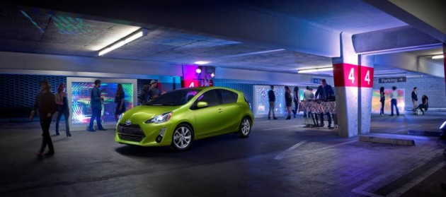 2015 Toyota Prius c IIHS Top Safety Pick