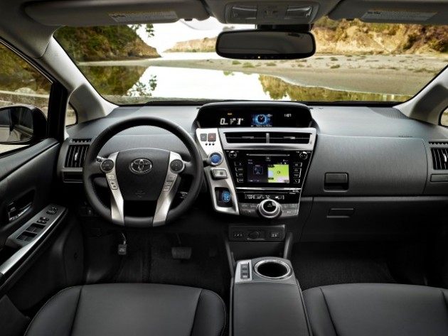 2015 Toyota Prius v Overview