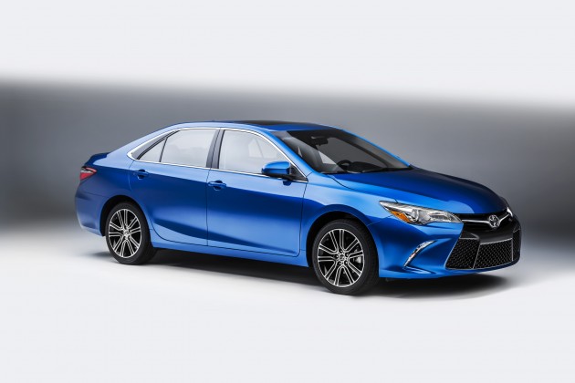 2016 Toyota Camry Special Edition overview