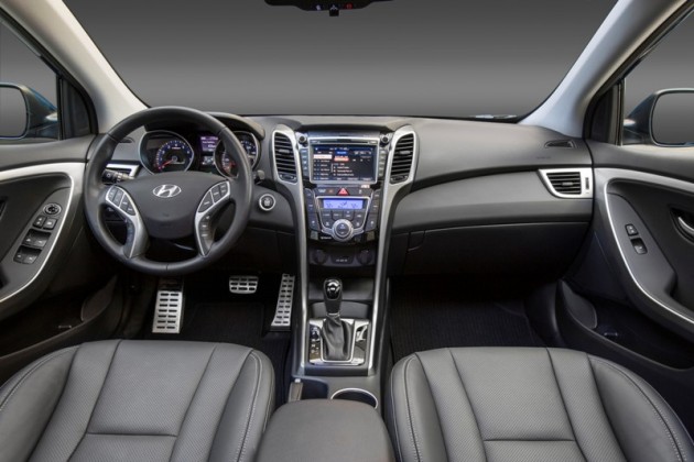 2016 Hyundai Elantra GT Overview grey interior