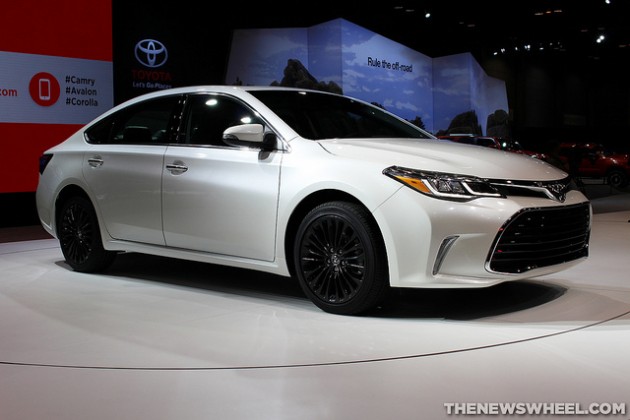 2016 Toyota Avalon CAS