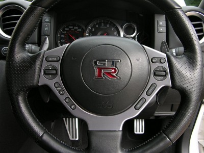 2009 Nissan GT-R Steering