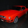 Ford 1964 1/2 Mustang orange red exterior