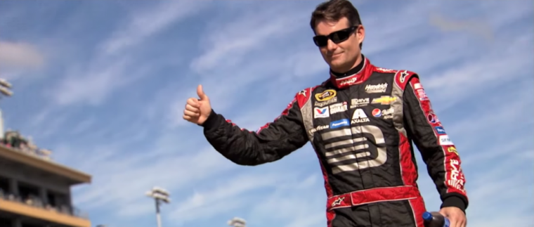 Retiring NASCAR driver Jeff Gordon gives the thumbs up in a new Chevrolet ad