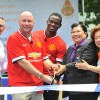 Manchester United Legend Louis Saha (center) attended the pitch opening ceremony at the Bang Bua School in Bangkok, Thailand