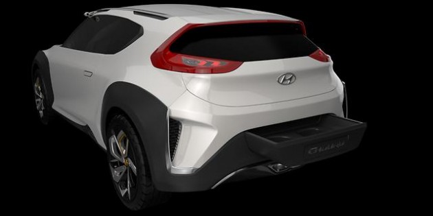 Hyundai Enduro CUV debut at 2015 Seoul Motor Show rear