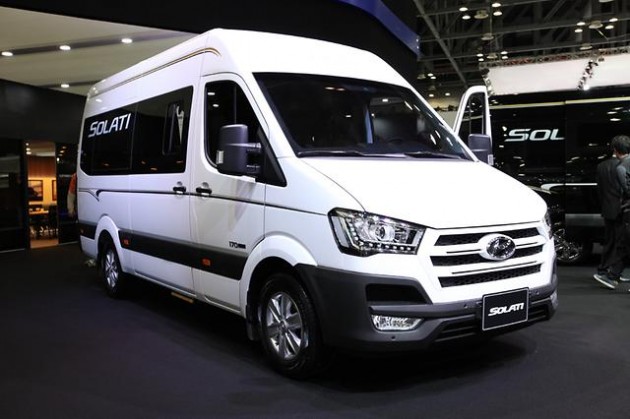 Hyundai Solati bus at 2015 Seoul Motor Show