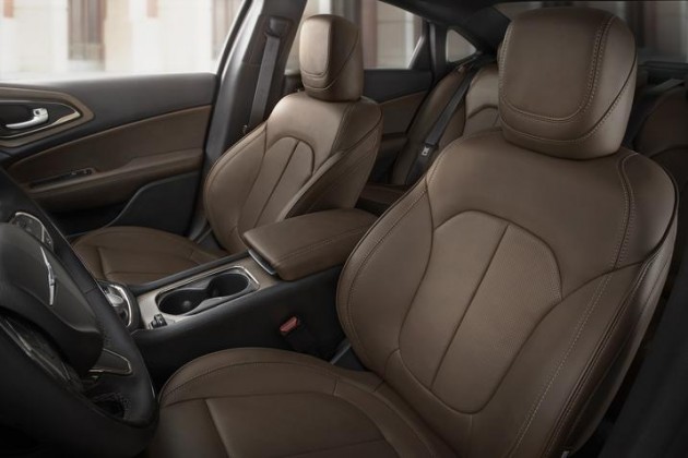 2015 Chrysler 200 Interior Color: Mocha
