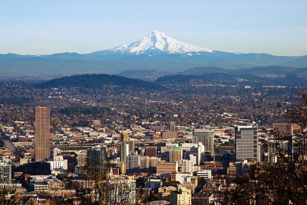 Navigating the US Getting Around in Portland Oregon city Mt Hood