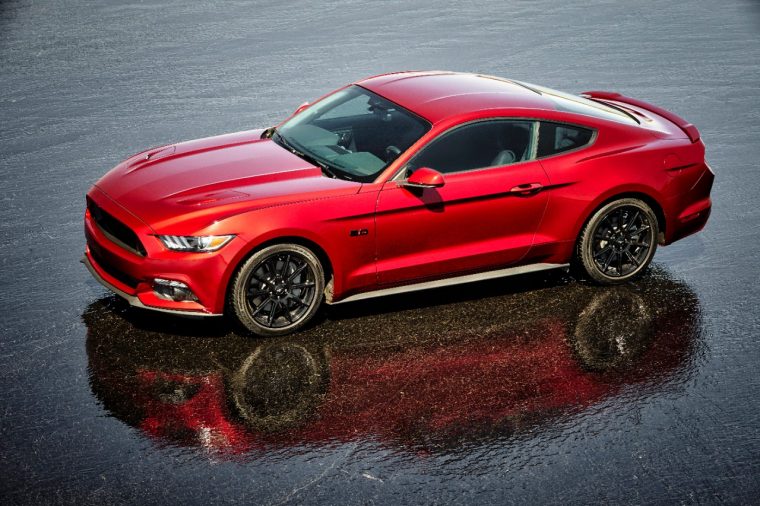 2016 Ford Mustang GT Black Package (4)