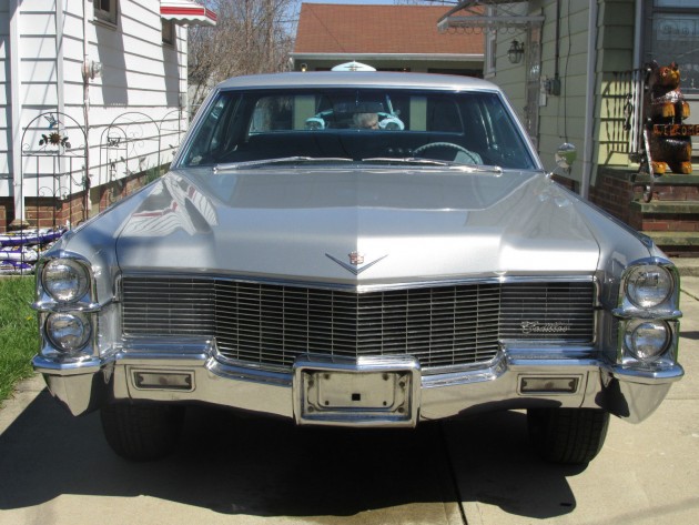 1965 Cadillac Coupe DeVille that looks like the one driven by Mad Men's Don Draper