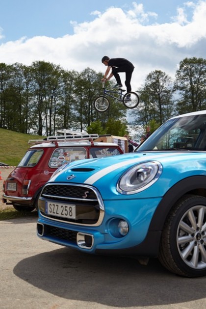 International MINI Meet in Lithuania Draws Hundreds of European Cars