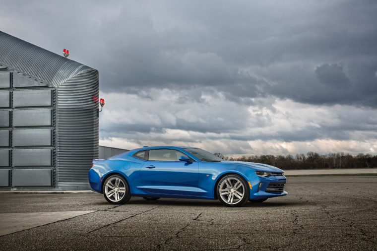 2016 Chevy Camaro RS debuts in Detroit