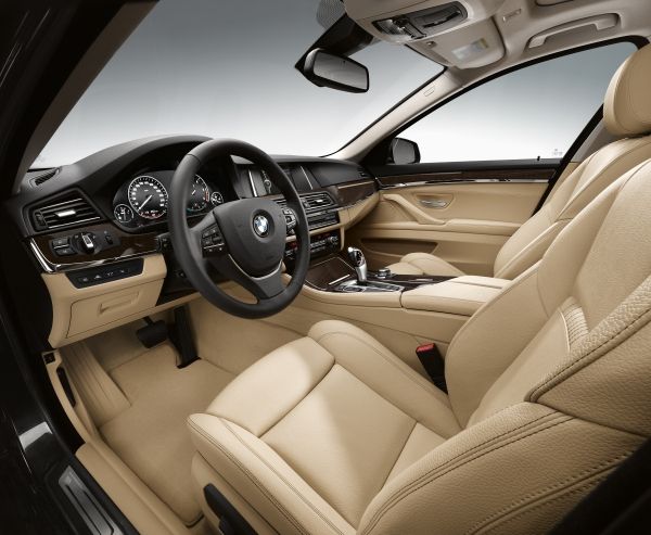 2015 BMW 5 Series Interior