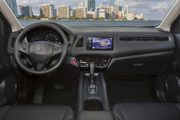 2016 Honda HR-V interior