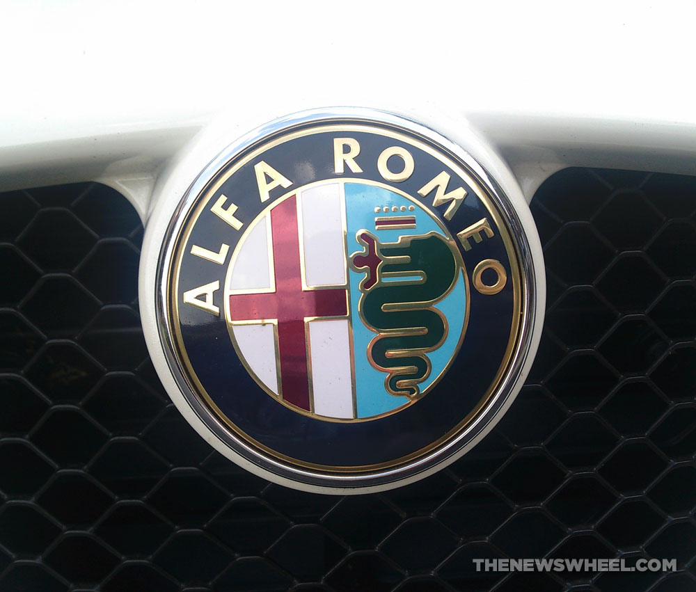 Das Alfa-Romeo-Logo: Schlange frisst Kind?