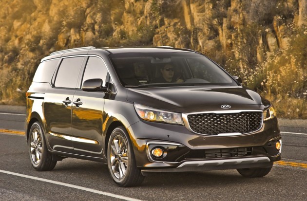 2015 Kia Sedona exterior