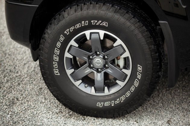 2015 nissan frontier truck wheel