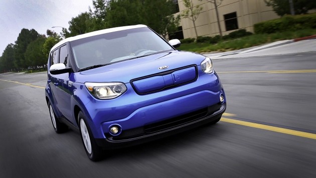 2016 Kia Soul EV front end