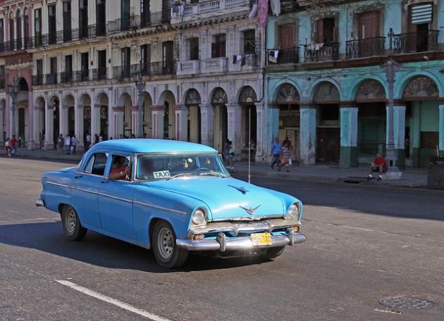 1955 Plymouth na Kubie