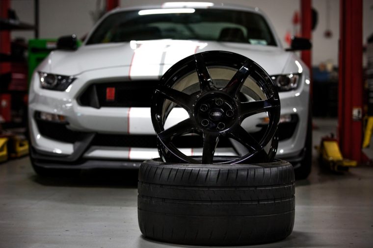 The Ford Shelby GT350R will be the first mass-produced vehicle to come standard with carbon fiber wheels