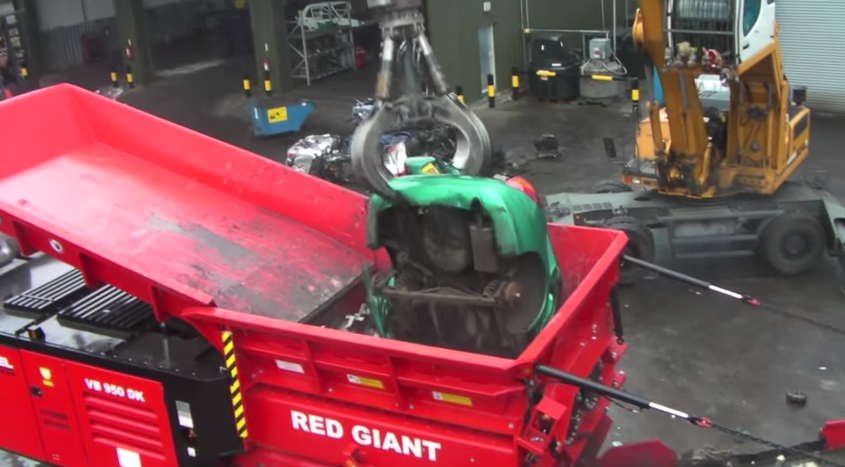 Hammel Red Giant car shredder