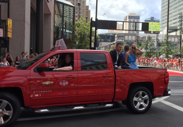 Mike Trout and his girlfriend Jessica Cox ride through downtown Cincinnati in Chevy's All-Star Red Carpet Parade