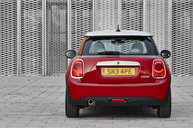 2016 Mini Hardtop 2 door overview