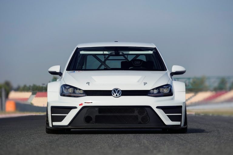 Volkswagen Golf TCR Race Car