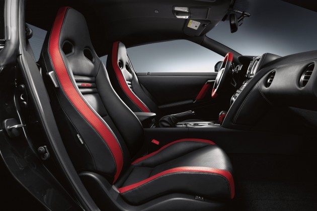 2016 Nissan GT-R Interior