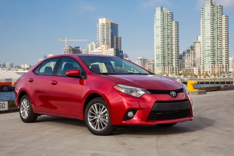 2016 Toyota Corolla overview