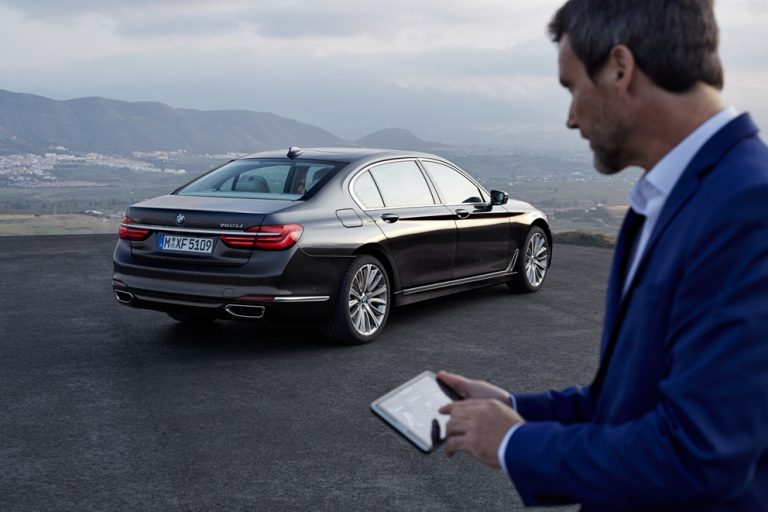 2016 BMW 7 Series Tech