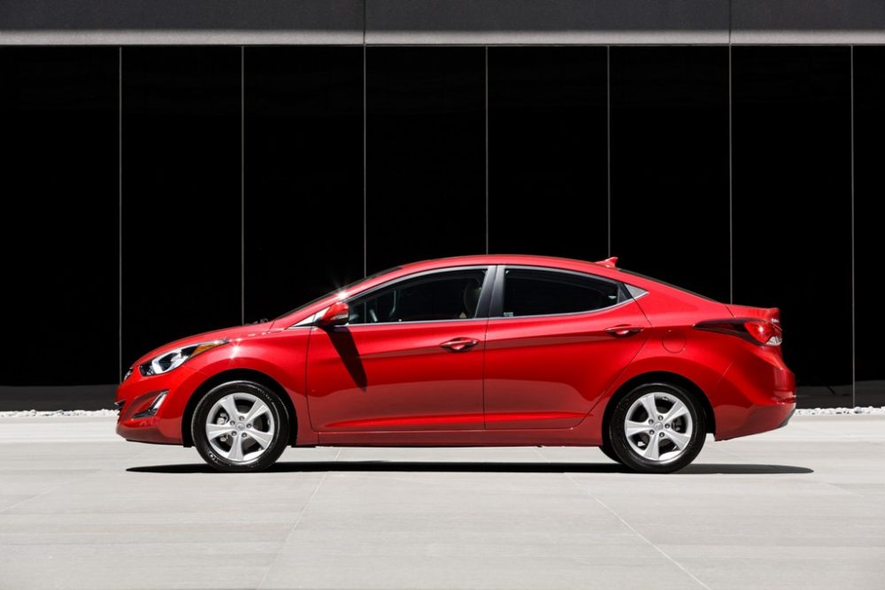 2016 Hyundai Elantra Sedan overview