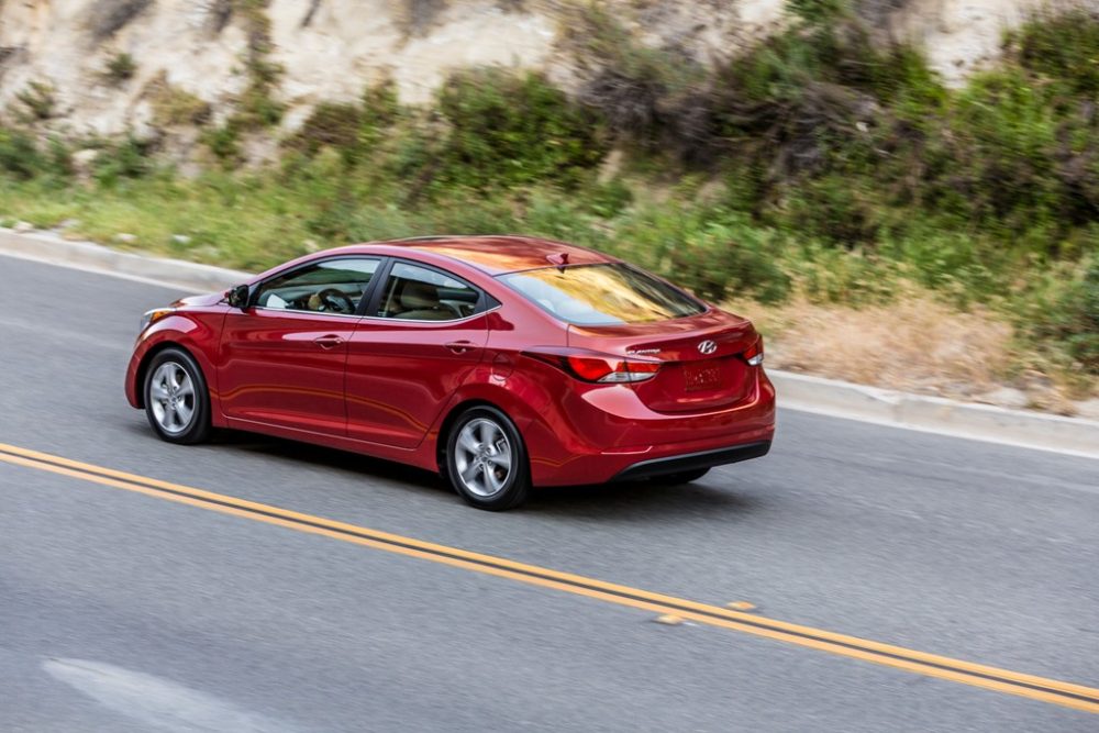 2016 Hyundai Elantra Sedan overview