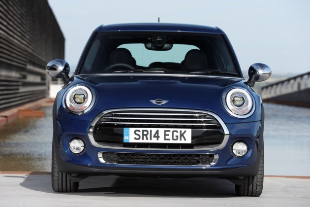 2016 MINI Hardtop 4 Door Overview