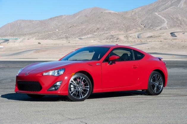 2016 Scion FR-S overview