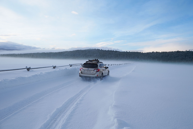 2016 subaru outback performance