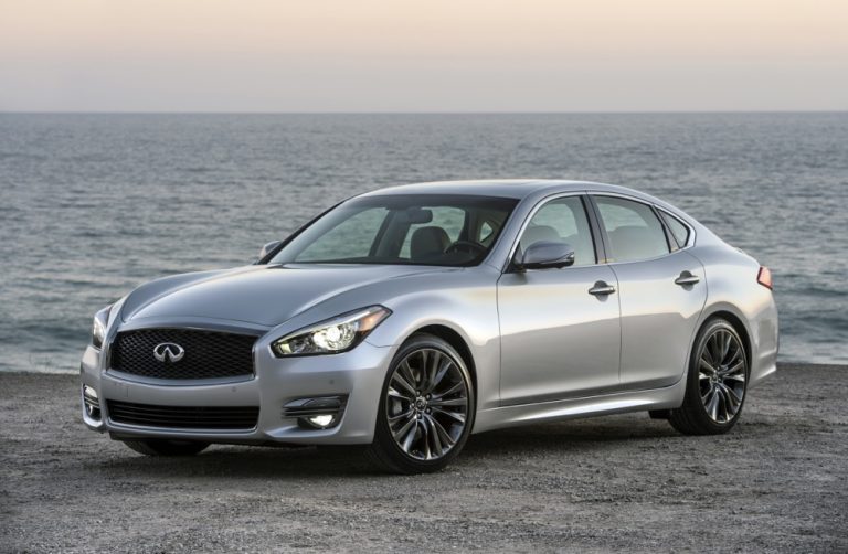 2016 Infiniti Q70 Premium Select Edition