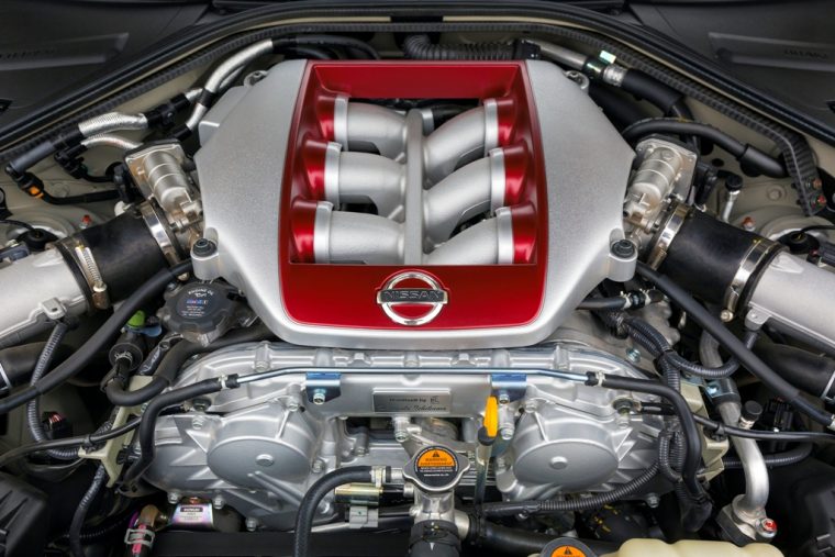 2016 Nissan GT-R 45th Anniversary Gold Edition Engine