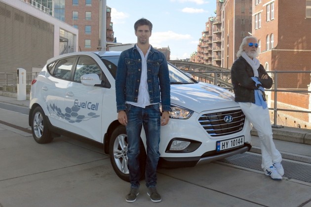 Hyundai ix35 Fuel Cell travels record-breaking European Trip