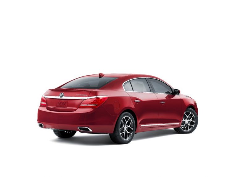 The 2016 Buick LaCrosse comes available with 20-inch machine-faced Silver painted alloy wheels